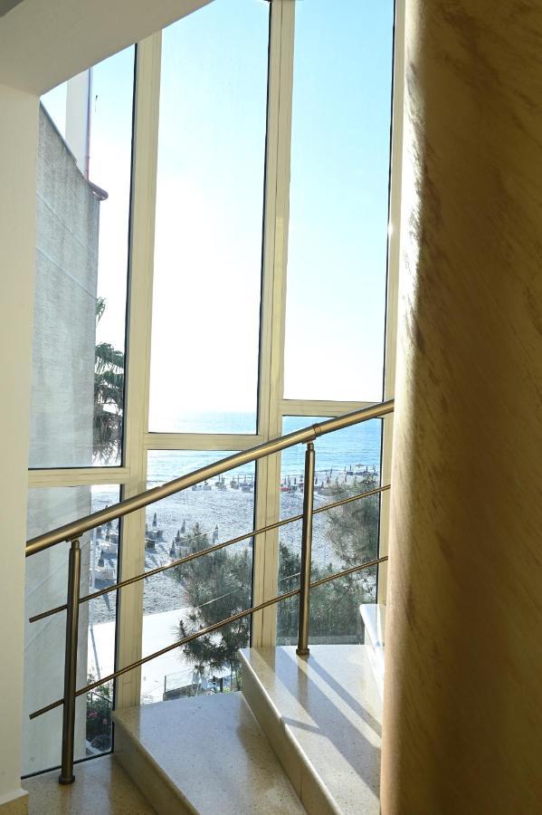 Hotel Oxinn Kryemëdhej