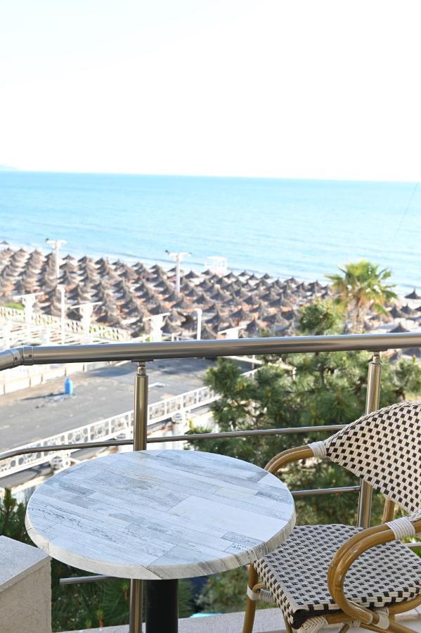 Oxinn Hotel Kryemëdhej